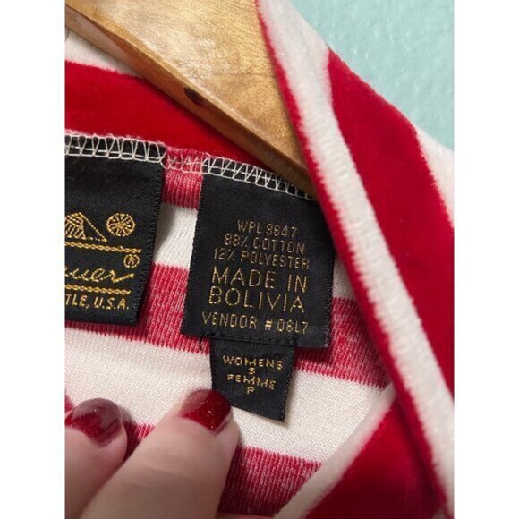 Vintage Eddie Bauer Women's Cream and Red Long Sleeve Top Size Small - Picture 6 of 7